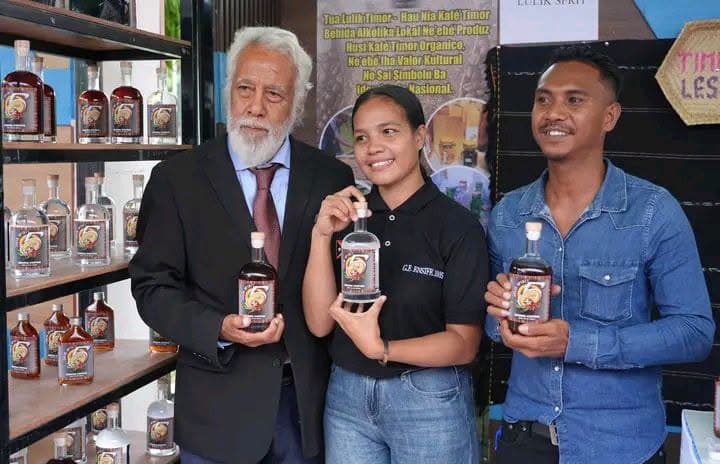 Gaudêncio Bernardino Soares Transforma Kafé no Sorgum Sai Whisky Kualidade
